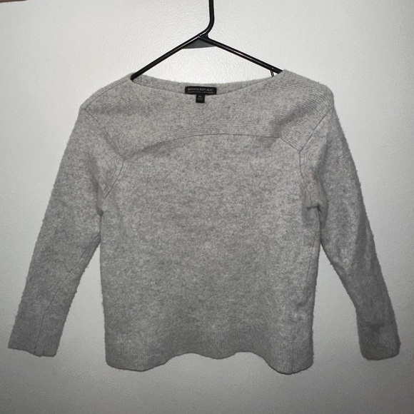 Banana Republic - Picture 1 of 2